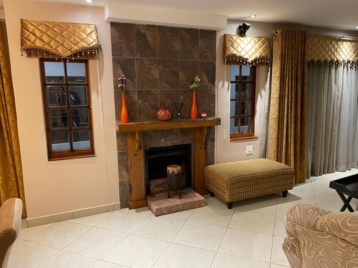 Appartement Boikhutsong House à Mbabane Extérieur photo